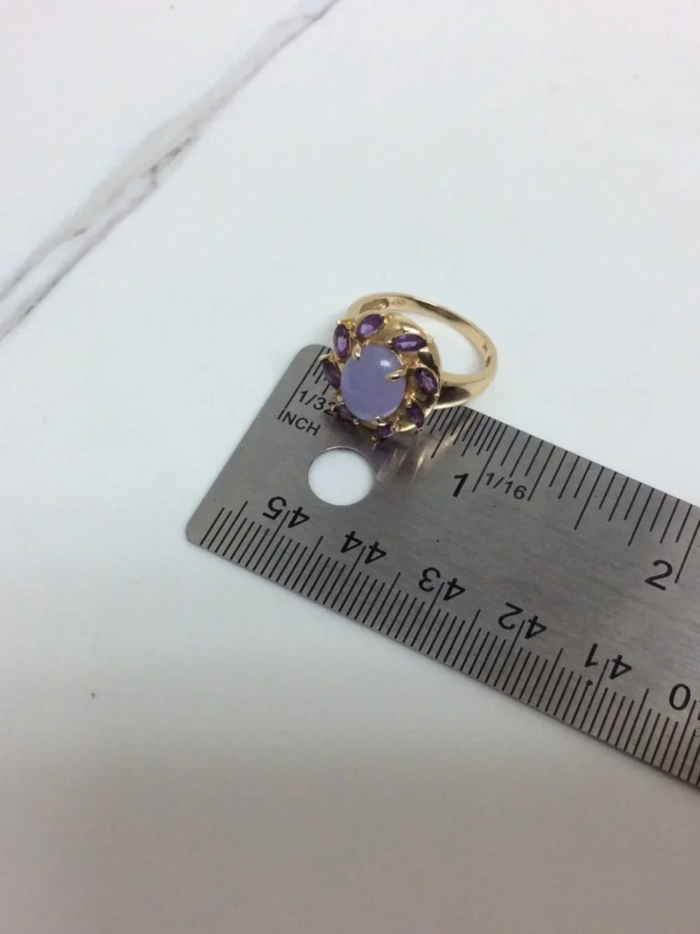Vintage Cabochon Lavender Jade and Amethyst 14k Yellow REAL Gold Ring 3.6gr